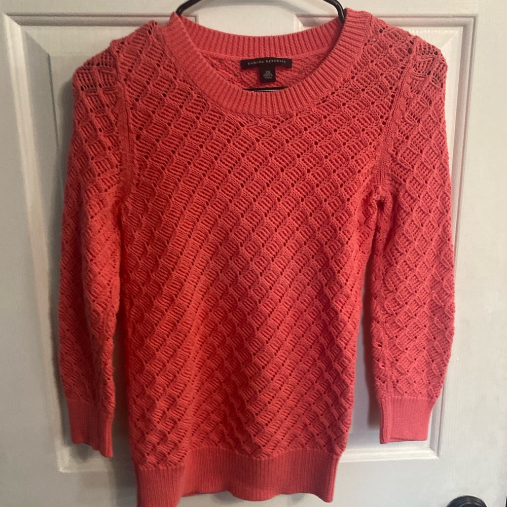 Banana Republic Coral Crew Neck Sweater 100% Cotton
